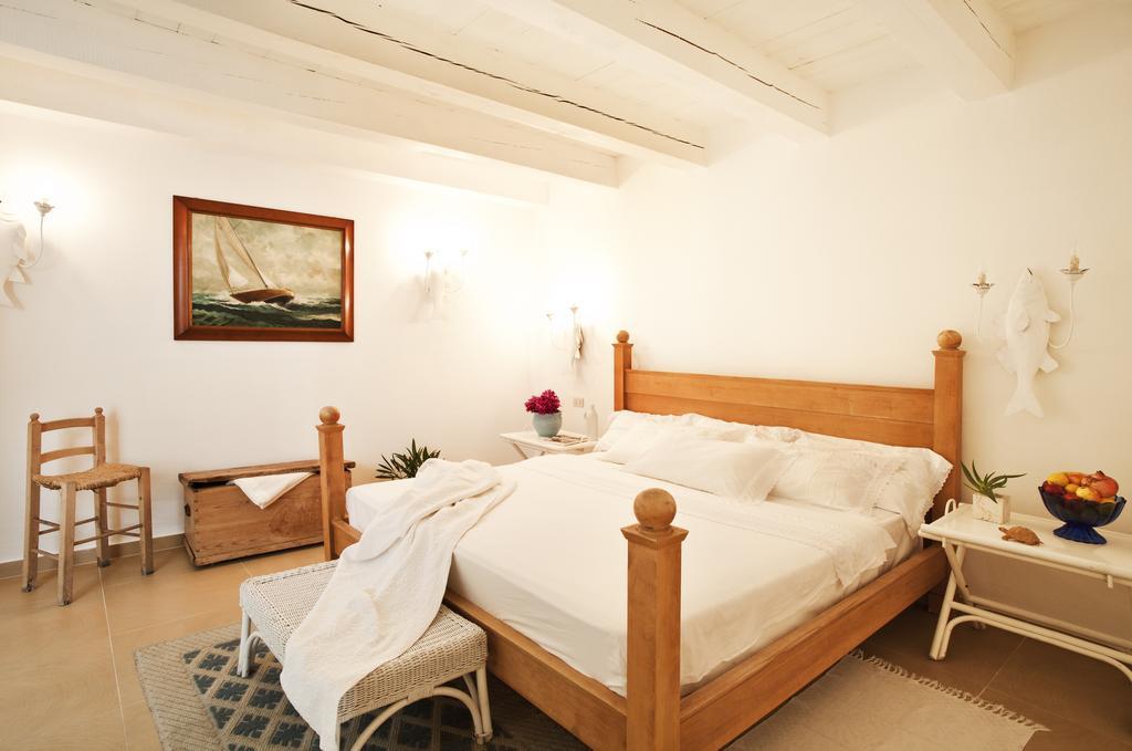 Villa Dei Tramonti Porto Rotondo Oda fotoğraf