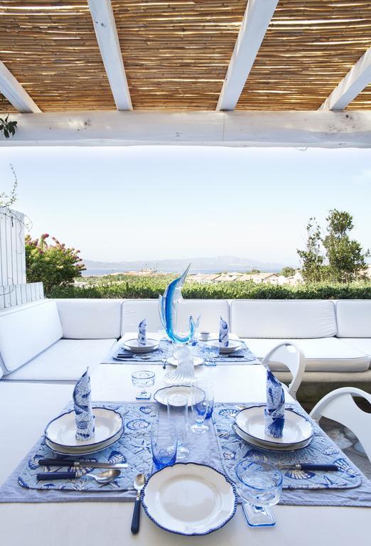 Villa Dei Tramonti Porto Rotondo Oda fotoğraf
